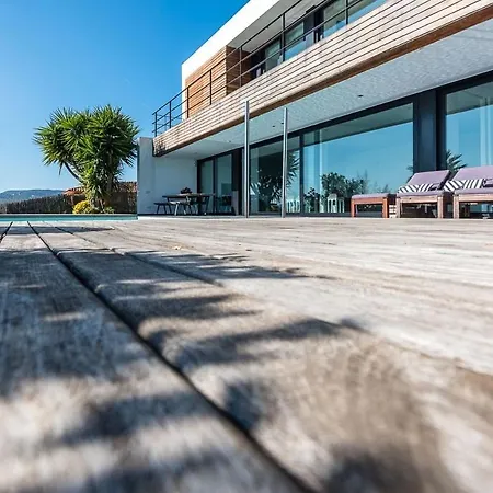 Barcelona Infinity Pool Panoramic Views Casa vacanze *